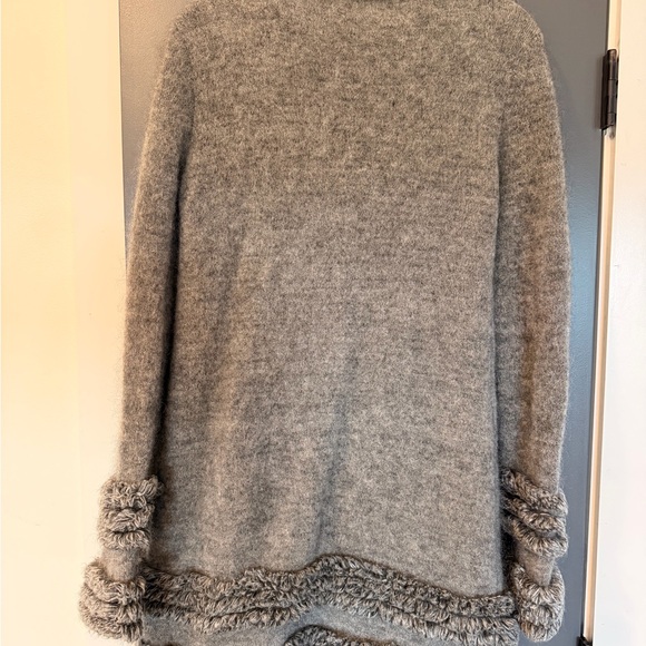 Sportmax Gray Teddy Jacket with Textured Hem - Picture 2 of 5